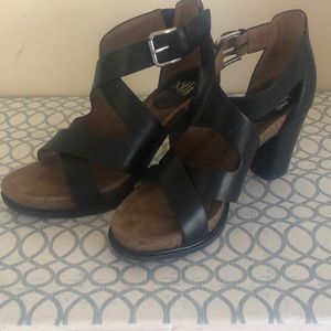 Cute and comfortable black platform wedge sandals